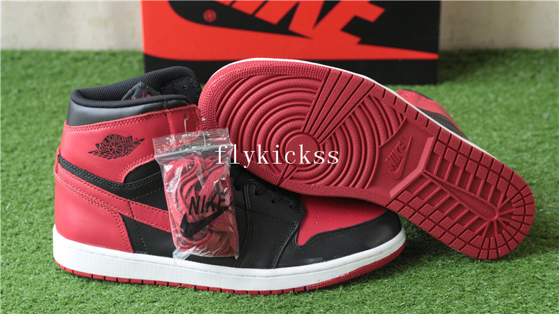 Air Jordan 1 Retro OG High Bred Black Red